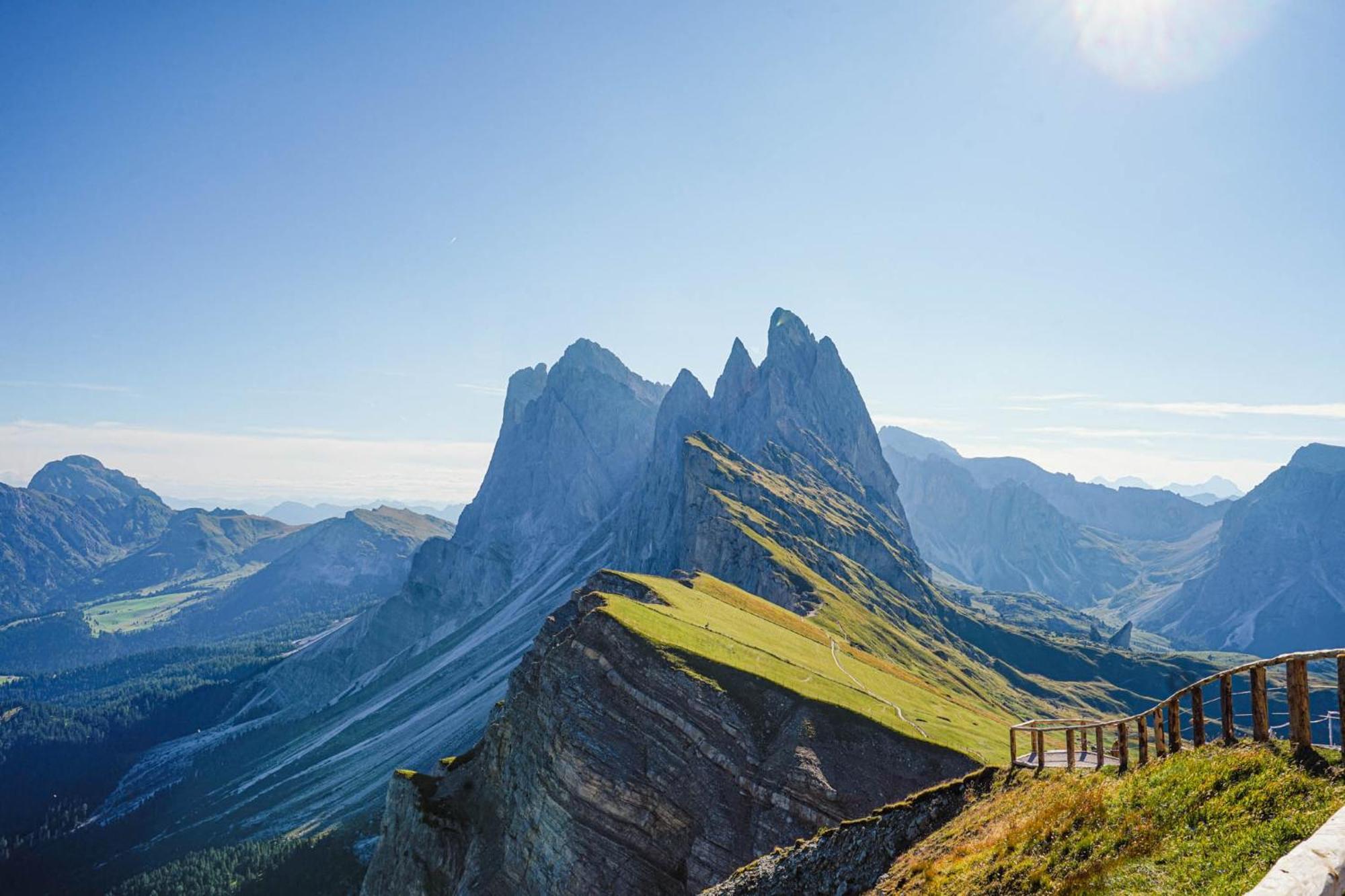 Hotel Cosmea 4 Stars - Your Honeymoon & Dolomites Experience Ortisei Ngoại thất bức ảnh